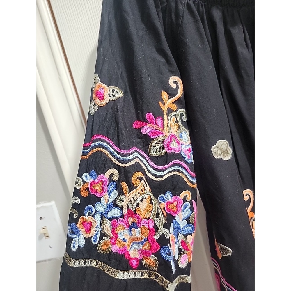 Studio West Black Off-Shoulder Embroidered Tunic - Picture 5 of 13